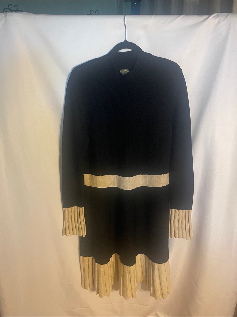 Taylor Black and Cream Long Sleeve Dress